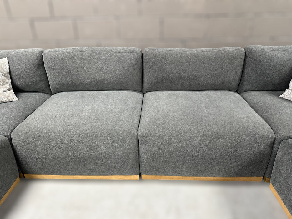 Henredon Murphy Fabric Modular Sectional with Ottoman, Gray - One & Only Furniture