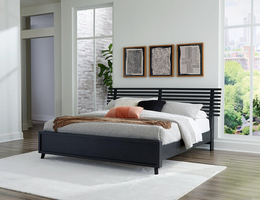 Danziar Slat Bed - One & Only Furniture