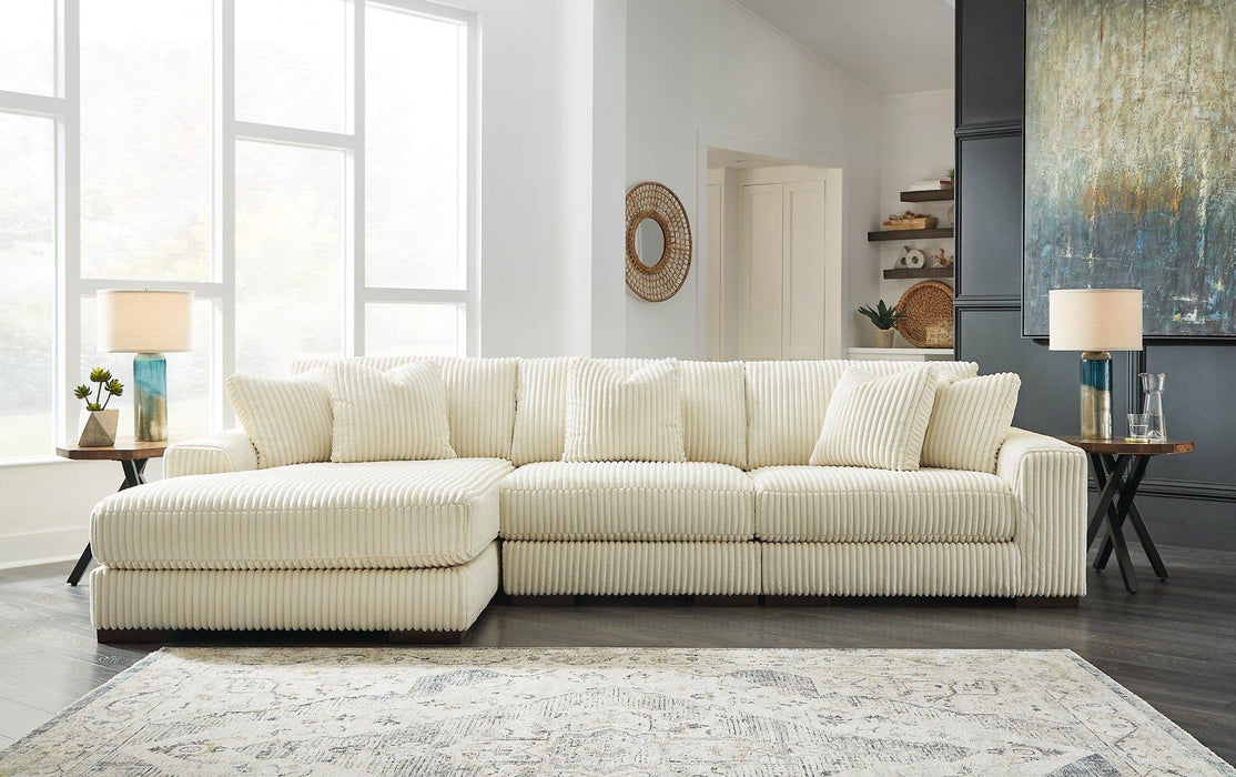 Lindyn Sectional with Chaise - One & Only Furniture