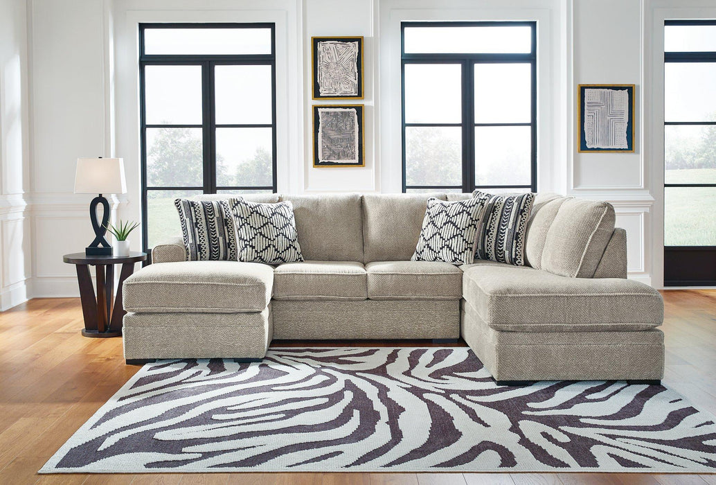 Calnita Sectional with Chaise - One & Only Furniture
