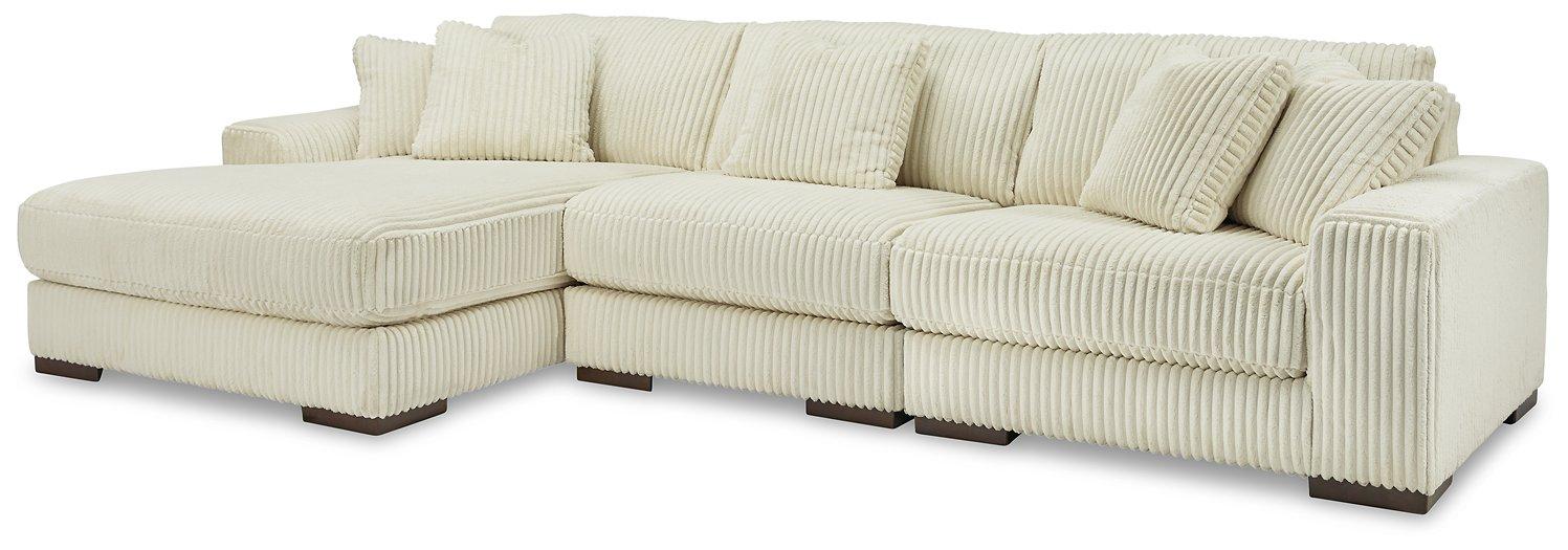 Lindyn Sectional with Chaise - One & Only Furniture