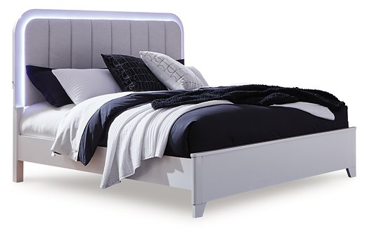Jarlee Upholstered Bed - One & Only Furniture