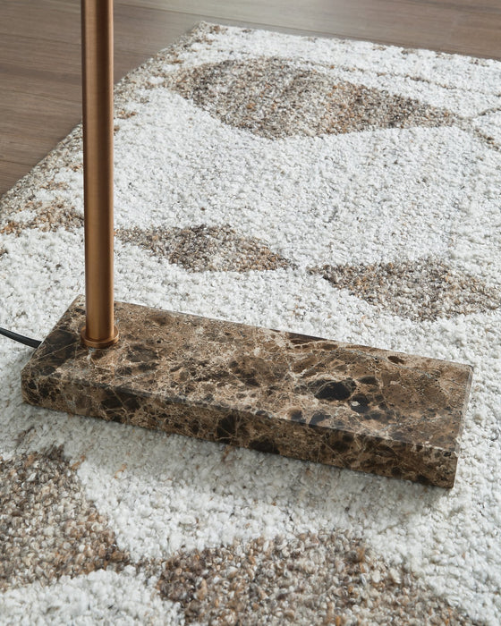 Yafe Floor Lamp - One & Only Furniture